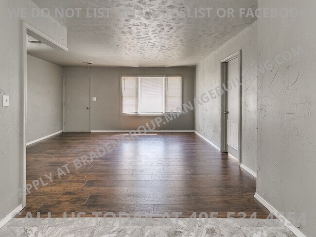 Building Photo - 1321 NW 82nd St