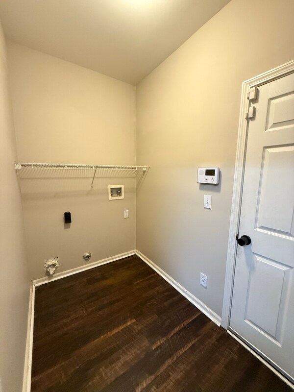 Building Photo - 1811 Deer Valley Ln