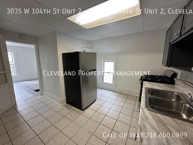 Building Photo - 3035 W 104th St