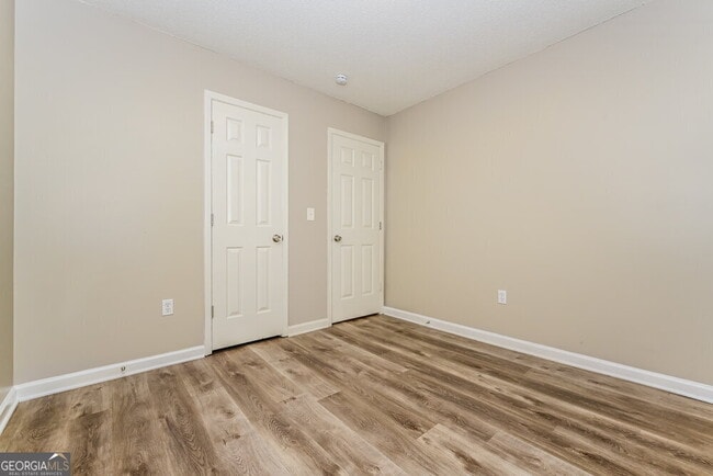 Building Photo - 125 Vesta Ct