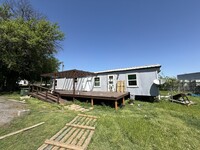 Building Photo - 39 FM1753