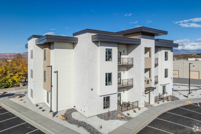 Building Photo - Mountain View Apartments
