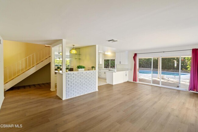 Building Photo - 217 Smoke Tree Ave