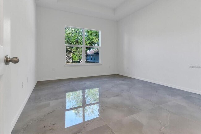 Building Photo - 3989 Cincinnati St