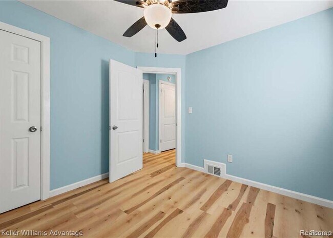 Building Photo - 19941 Biltmore St