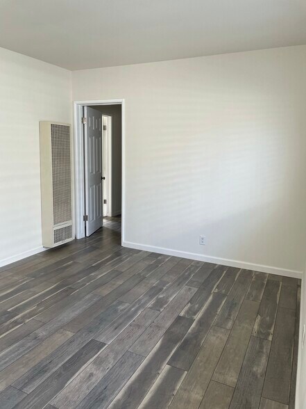 Building Photo - 5512 Inglewood Blvd