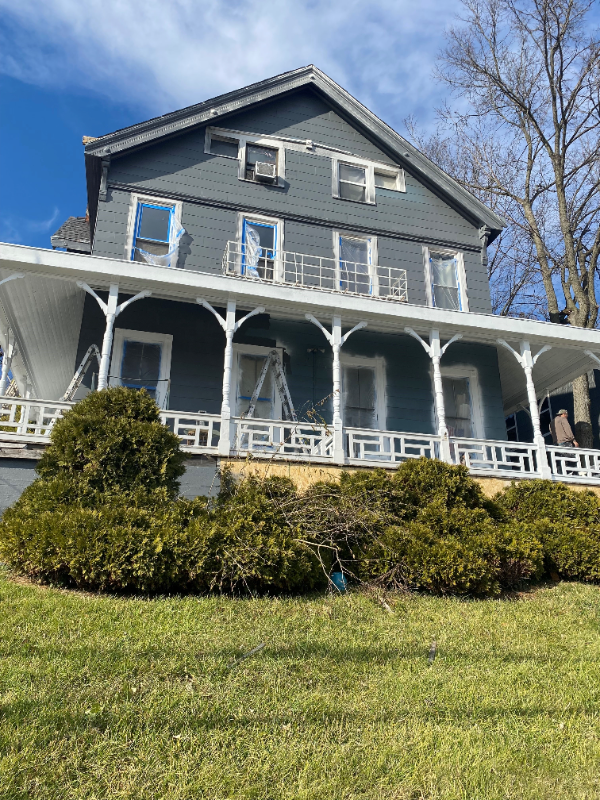 Primary Photo - 2454 River Rd