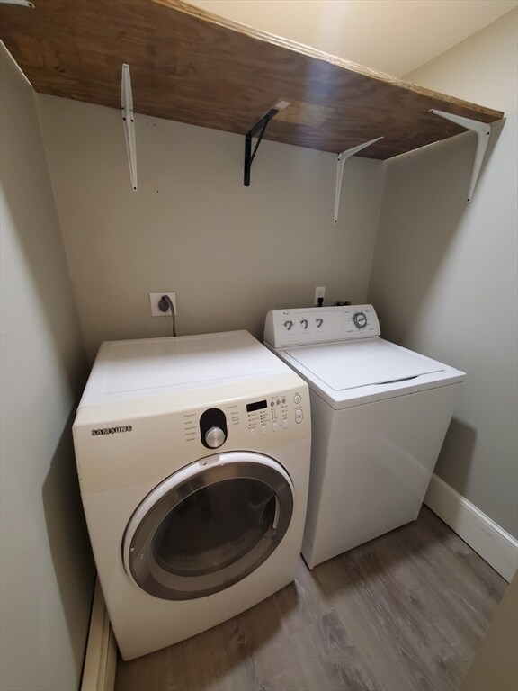 Building Photo - 392 E Center St