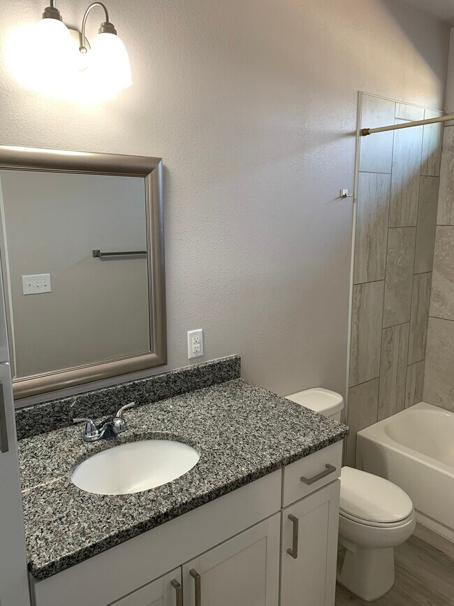 Building Photo - 2644 E 14th St