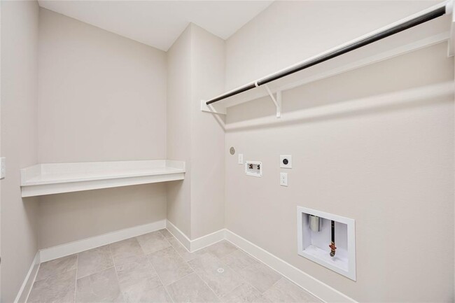 Building Photo - 18523 Parkland Row Dr