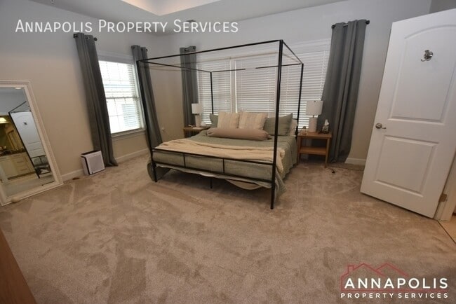 Building Photo - 227 Treyburn Wy