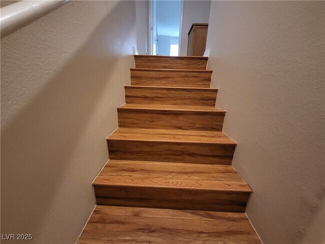 Building Photo - 21 Harbor Pines Ct