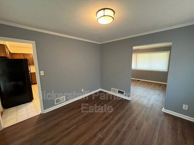 Building Photo - 4027 Canady St