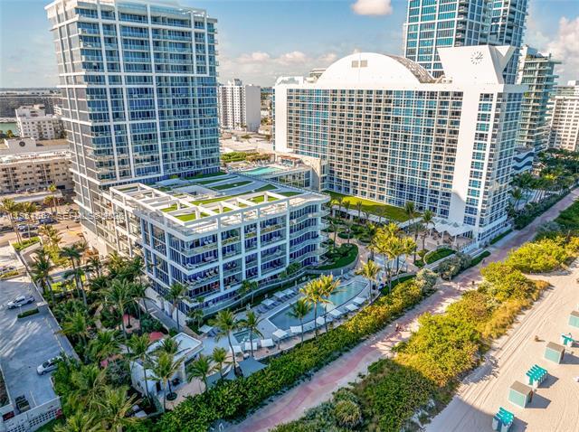 Building Photo - 6801 Collins Ave