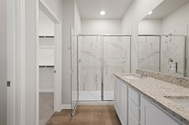 Building Photo - 242 Schrader Dr