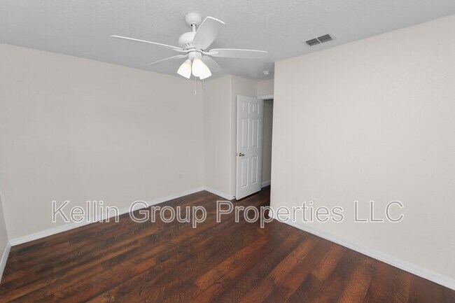 Building Photo - 3284 Sanoma Dr
