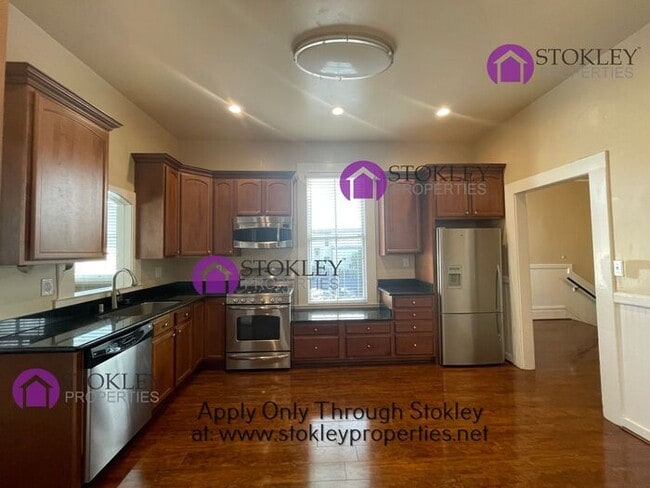 Building Photo - 3968 24th St