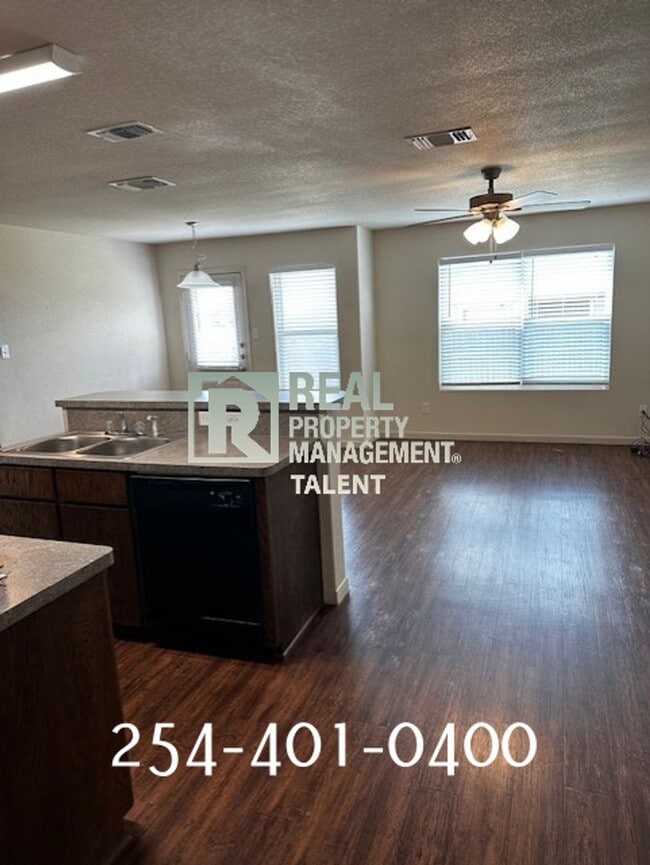 Building Photo - Deal Alert 3-Bedroom, 2.5-Bathroom Duplex ...