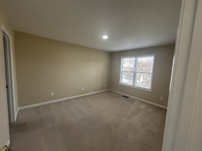 Building Photo - 3 BD 2BA Home with a Garage for Rent in Algood