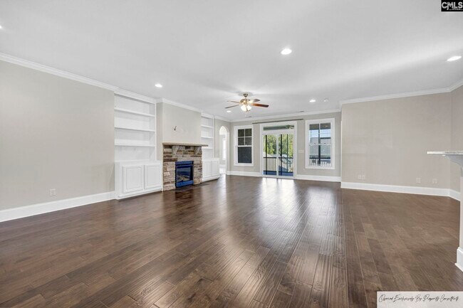 Building Photo - 320 Berlandier Ln