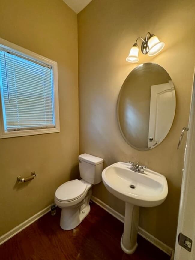 Building Photo - Upscale 3BR Vineyard Square Townhome | Gourmet Kitchen & Two-Car Garage