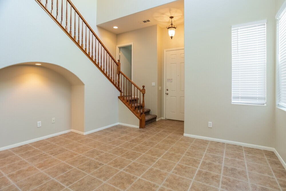 Building Photo - 1848 Arrow Stone Ct