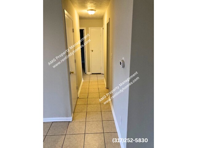 Building Photo - WARREN TOWNSHIP!