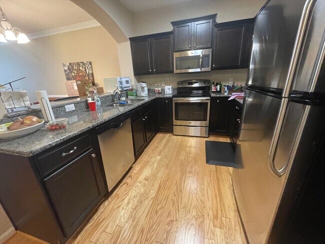 Building Photo - Pointe East at Harbor Walk Ocean View Condo