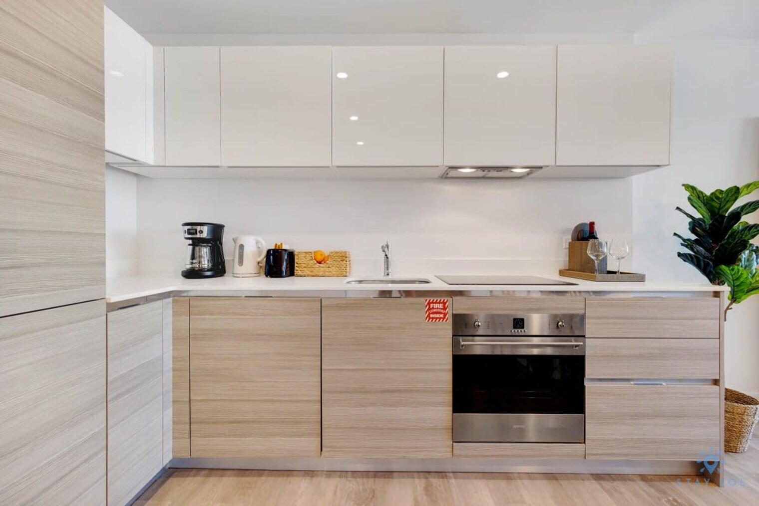 Building Photo - 777 N Ocean Dr