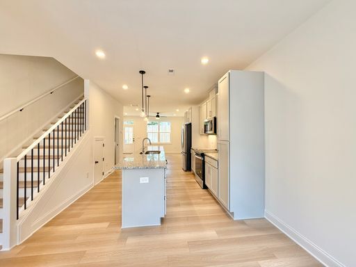 Building Photo - Newly Built 4BD, 3.5BA Northeast Raleigh Townhome in a Great Location