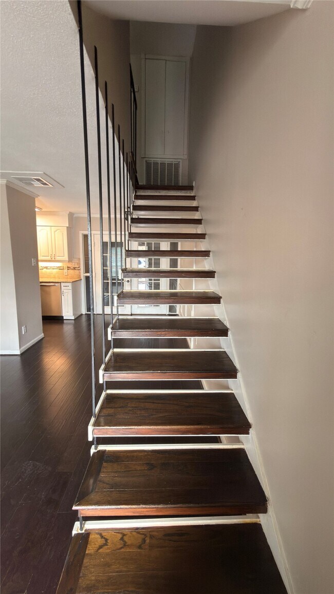 Building Photo - 2689 Marilee Ln