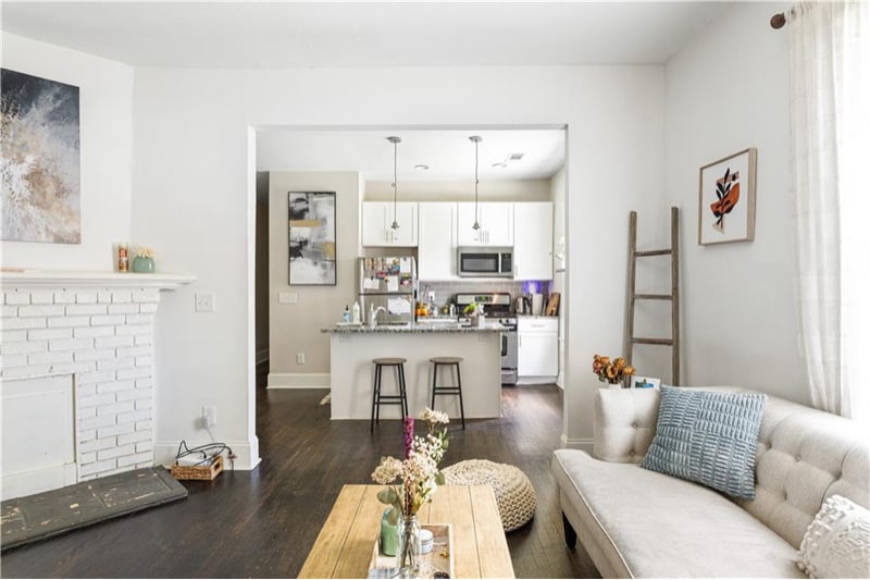 Building Photo - 822 Elbert St SW