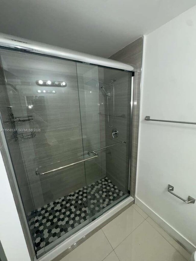 Building Photo - 5114 SW 133rd Ct Dr