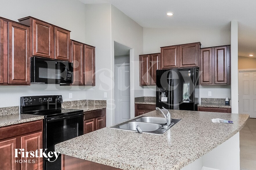 Building Photo - 5045 Brickwood Rise Dr