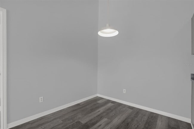 Building Photo - 2508 Grassy Point Dr
