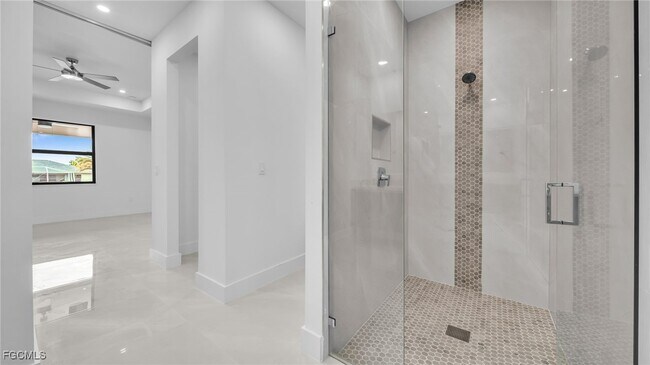 Building Photo - 1717 NW 2nd St