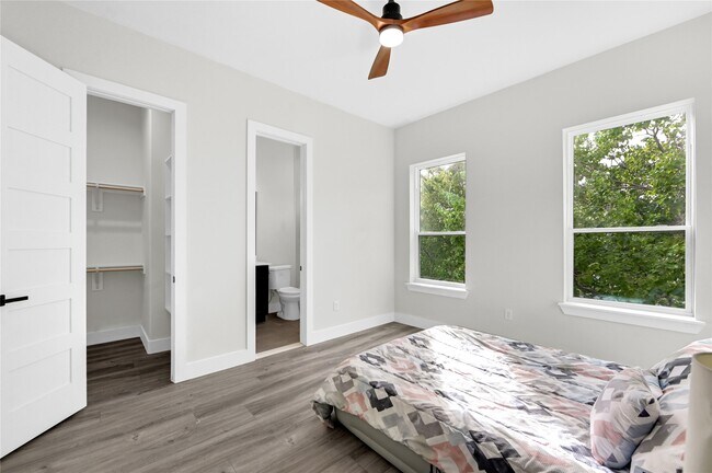 Building Photo - 710 Link Rd