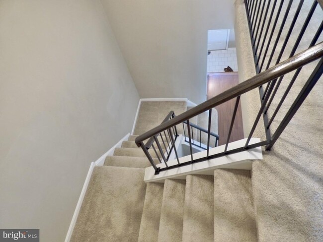 Building Photo - 10127 Ebenshire Ct