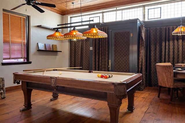 Building Photo - 104 NE 2nd St