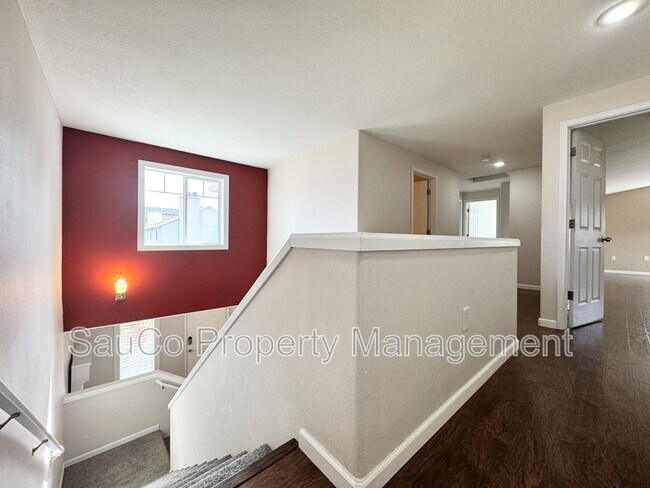 Building Photo - 951 SW 208th Pl