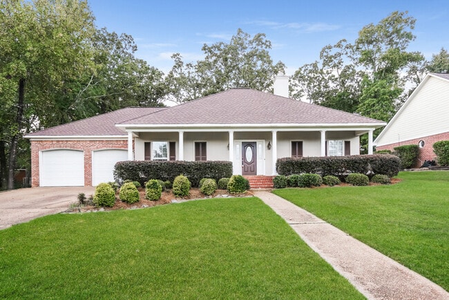Primary Photo - 112 Cypress Ridge Dr