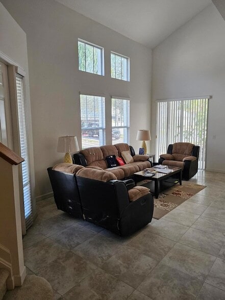 Building Photo - 10451 SW Academic Way