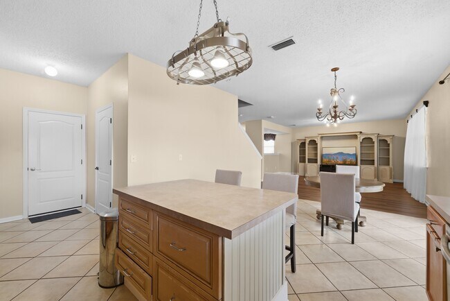 Building Photo - 4125 Palmetto Bay Dr