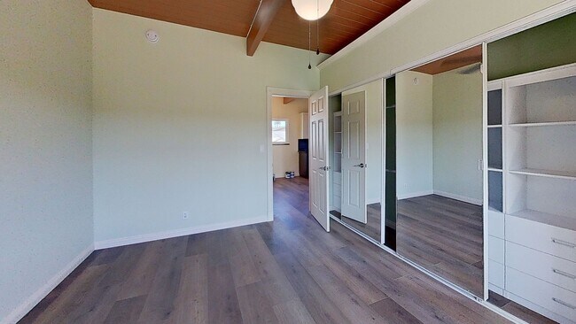 Building Photo - 2325 Kansas Ave