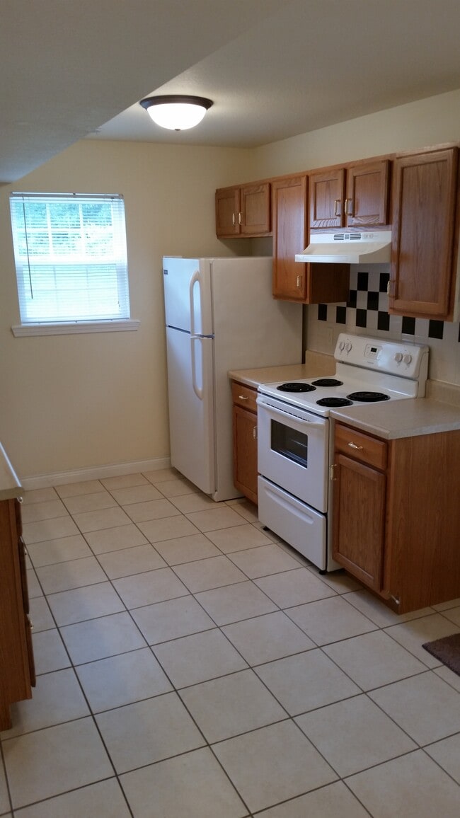 Building Photo - 3603 Zinnia Dr