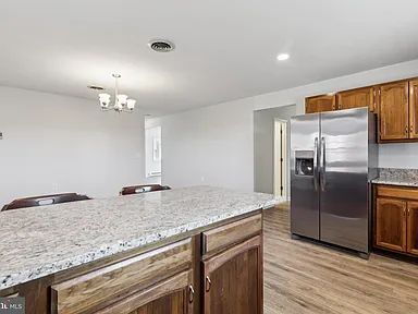 Building Photo - "Charming 3-Bedroom Luray Retreat with Mod...