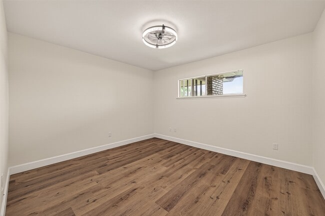 Building Photo - 7714 Renwick Dr