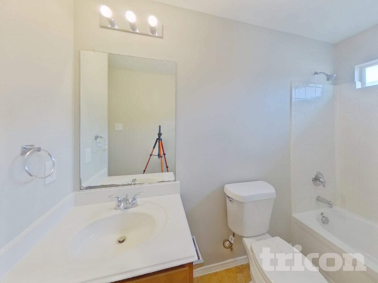 Building Photo - 801 Santa Rosa Dr