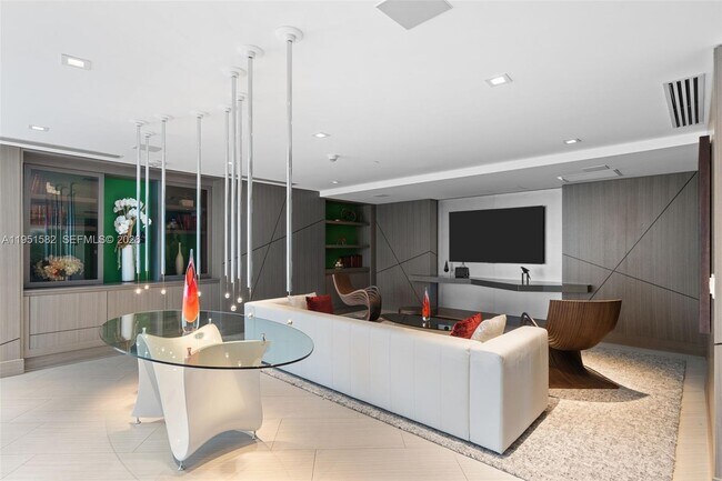 Building Photo - 330 Sunny Isles Blvd