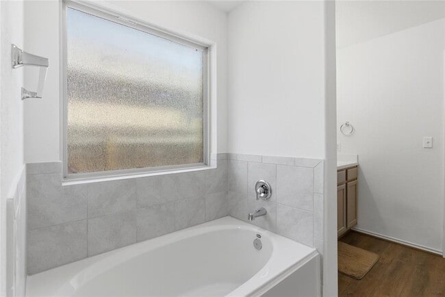 Building Photo - 7409 Spring Ray Dr